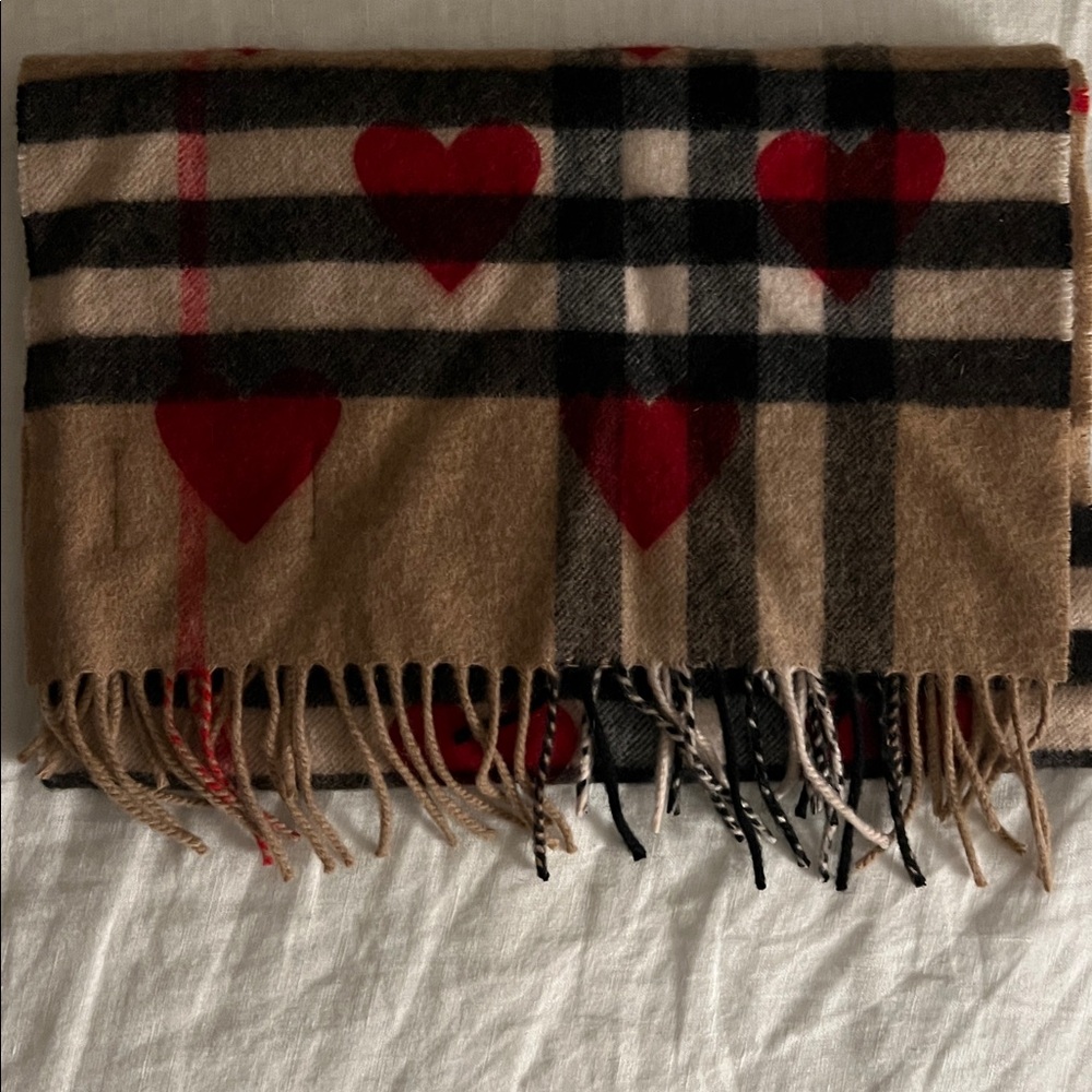 Burberry Beige and Red Heart Pattern Scarf - Picture 6 of 6